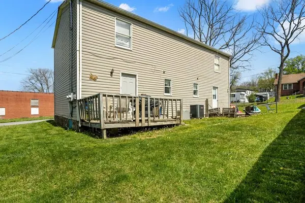 144 Greenway Ave, Marion, VA 24354