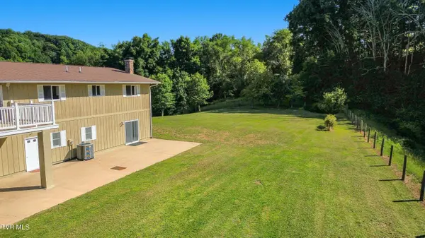 27363 Fudge RD, Meadowview, VA 24361