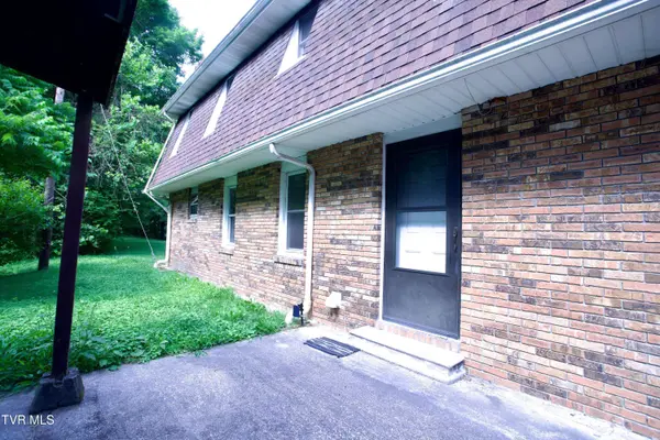 3851 Helen Henderson HWY, Davenport, VA 24239