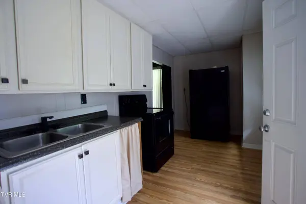 3851 Helen Henderson HWY, Davenport, VA 24239