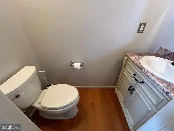 14537 CREEK BRANCH CT, Centreville, VA 20120