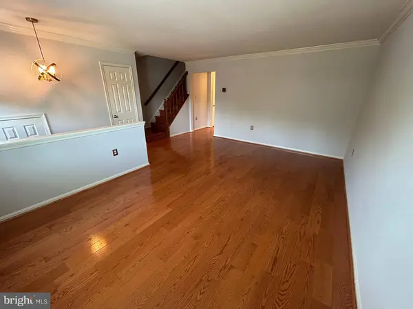 14537 CREEK BRANCH CT, Centreville, VA 20120