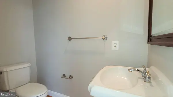 5344 BLUE ASTER CIR, Centreville, VA 20120