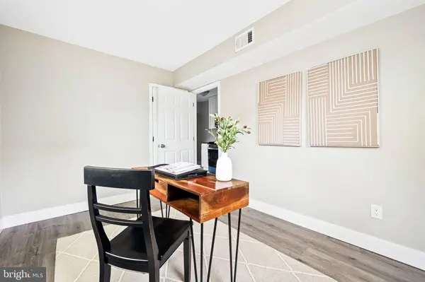 1658 F ST NE, Washington, DC 20002