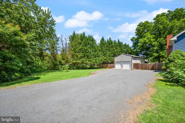 403 W MAIN ST, Remington, VA 22734