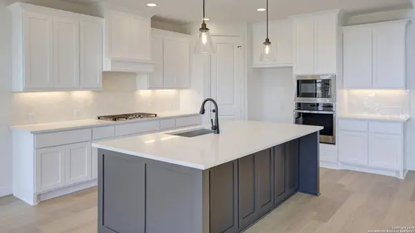 339 Haby Hill, San Antonio, TX 78253