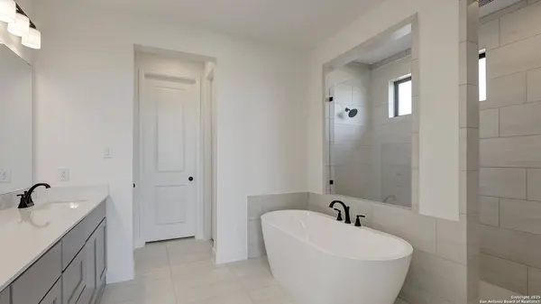 339 Haby Hill, San Antonio, TX 78253