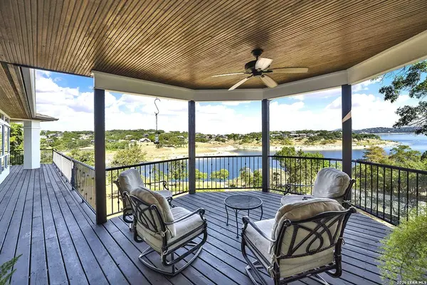 2406 Connie Dr, Canyon Lake, TX 78133