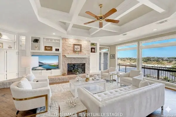 2406 Connie Dr, Canyon Lake, TX 78133