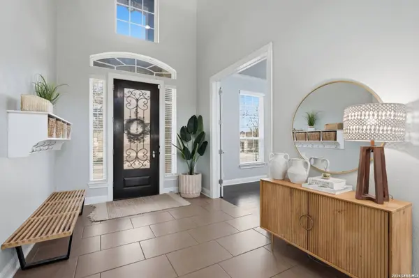 229 BEE CAVES CV, Cibolo, TX 78108
