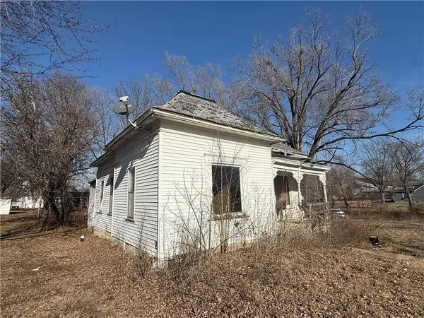 309 W Samuel ST, Hamilton, MO 64644