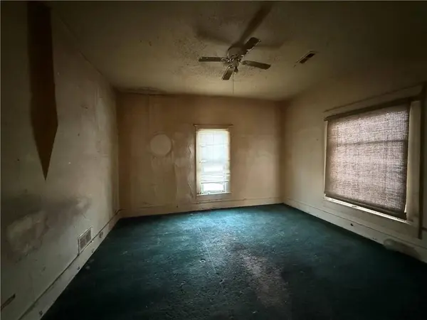 219 S Center ST, Coffey, MO 64636