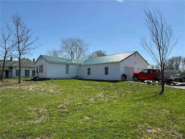 310 W State Highway B HWY, Coffey, MO 64636