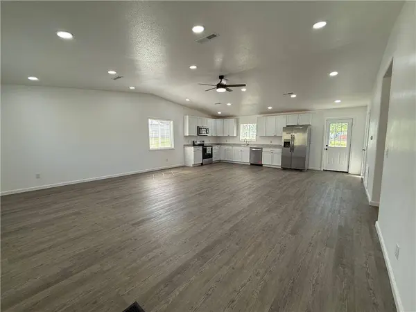 112 E High ST, Coffey, MO 64636