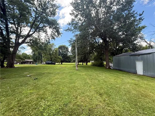 184 Linden ST, Kidder, MO 64649