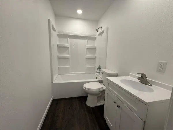 401 WALNUT ST, Pattonsburg, MO 64670