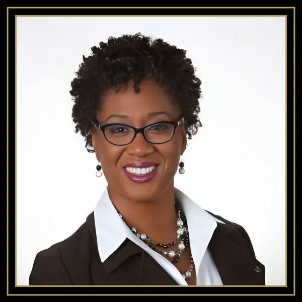 Tara Kelly Realtor (1)