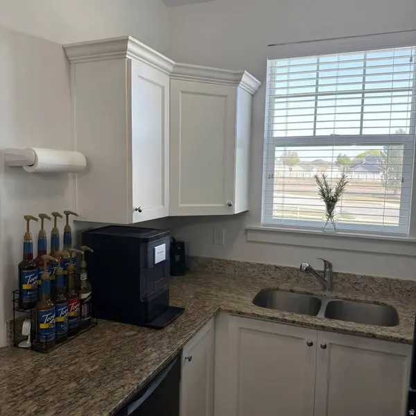 1772 E SKYLINE DR N #L3, Eagle Mountain, UT 84005