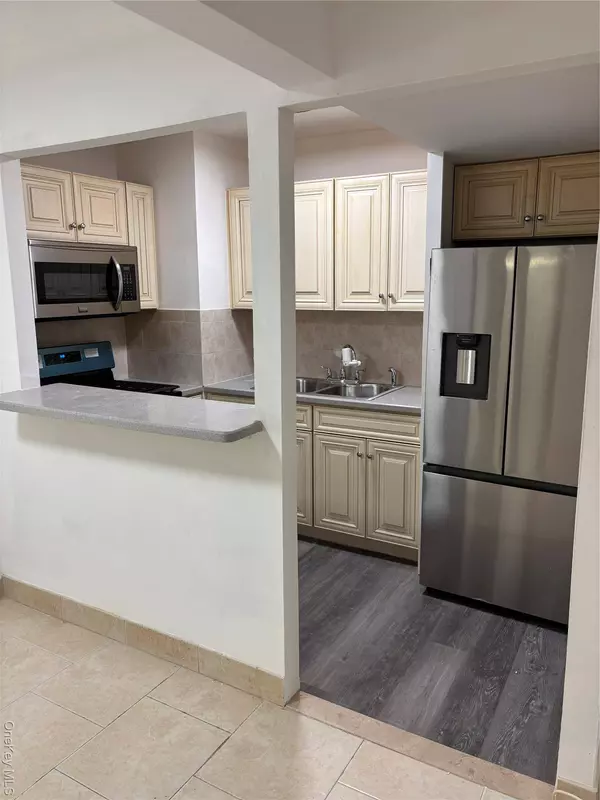 20 Wendell Street #A16, Hempstead, NY 11550