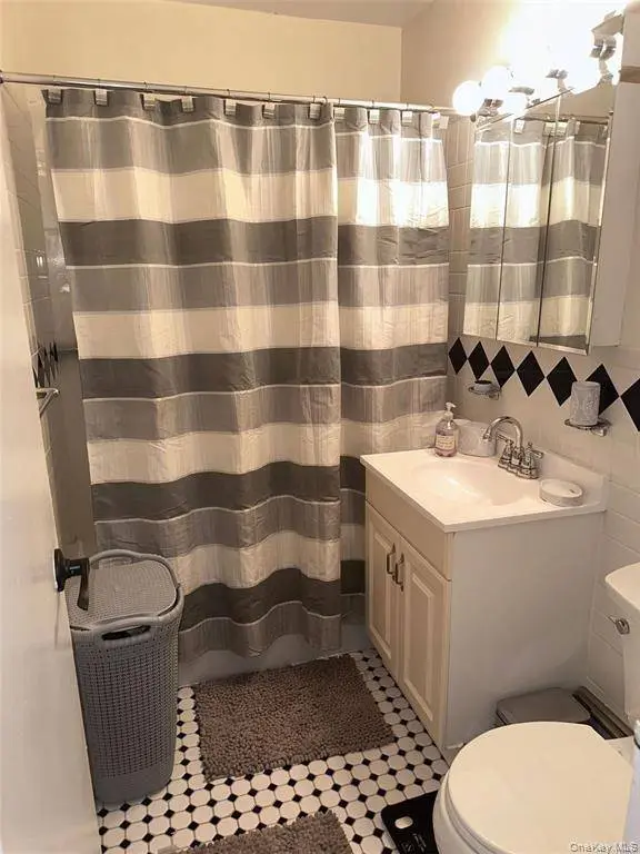 20 Wendell ST #19E, Hempstead, NY 11550