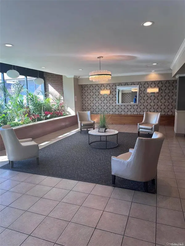 20 Wendell ST #19E, Hempstead, NY 11550