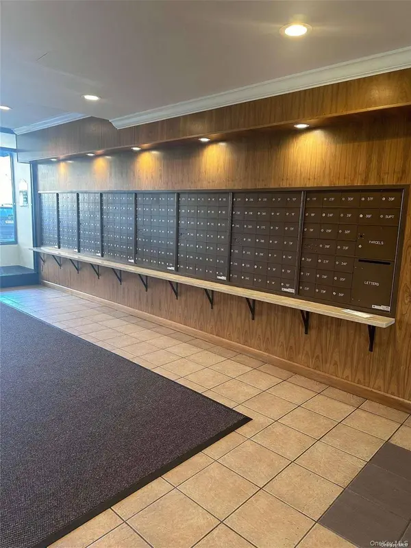 20 Wendell ST #19E, Hempstead, NY 11550