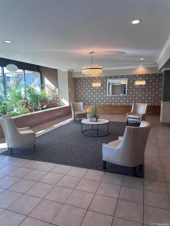 20 Wendell ST #19E, Hempstead, NY 11550