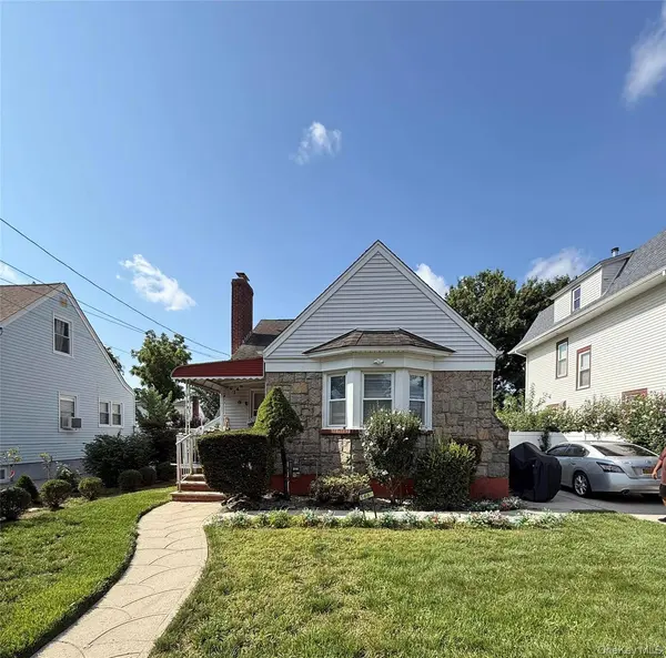 146 Elm ST