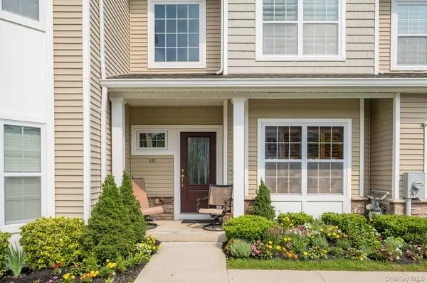 132 Halley DR