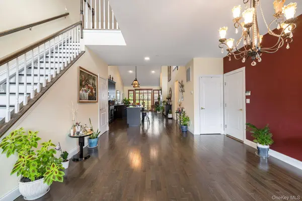 132 Halley DR, Patchogue, NY 11772