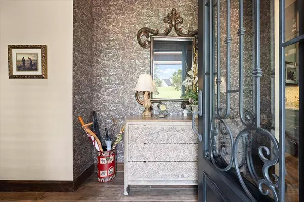 2367 W Lake, Blanchard, OK 73010