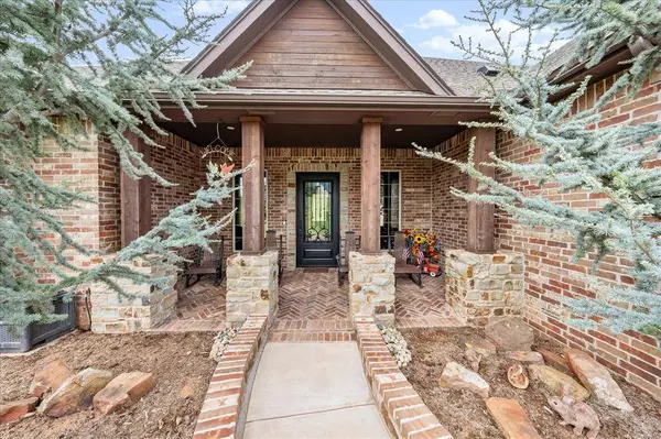 2367 W Lake, Blanchard, OK 73010