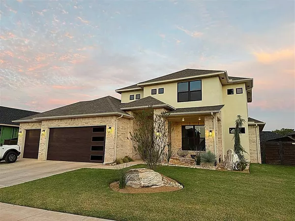 14512 Rochefort LN, Yukon, OK 73099