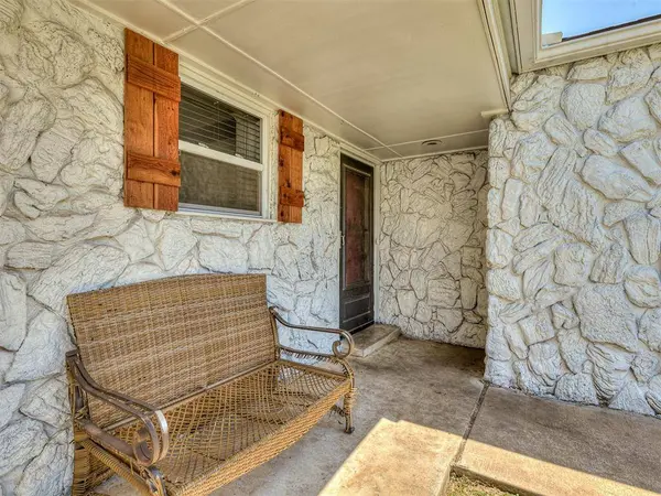 3513 Wynn CIR, Edmond, OK 73013