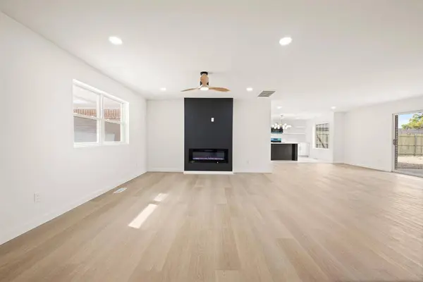 5837 NW 88th ST, Oklahoma City, OK 73132