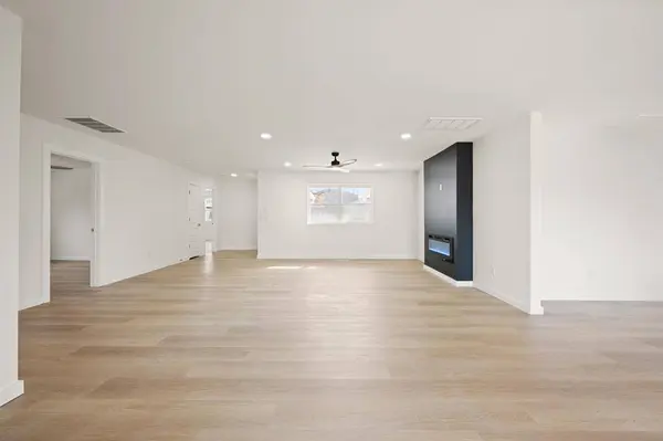 5837 NW 88th ST, Oklahoma City, OK 73132