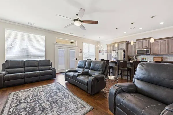 11908 SW 18th ST, Yukon, OK 73099