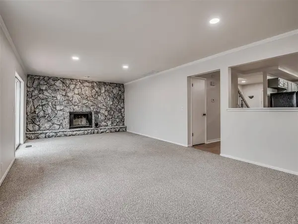 3501 Wynn CIR, Edmond, OK 73013