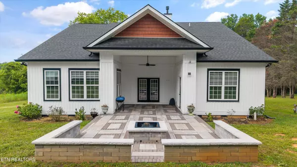 6116 Nails Creek Rd, Seymour, TN 37865