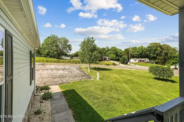 268 Mountain Meadows DR, New Market, TN 37820