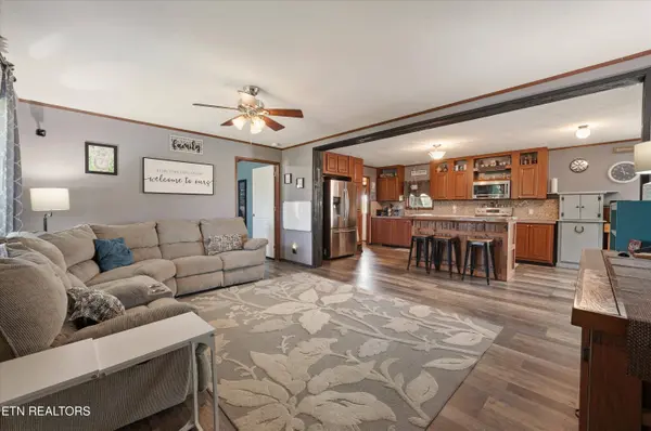 268 Mountain Meadows DR, New Market, TN 37820