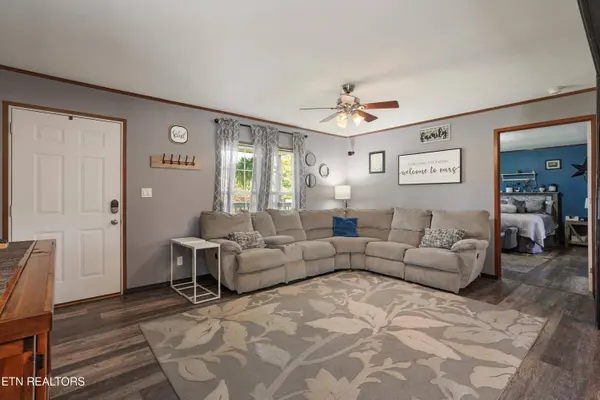 268 Mountain Meadows DR, New Market, TN 37820