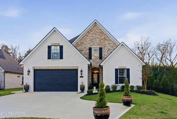 8513 Sunscape LN, Knoxville, TN 37922