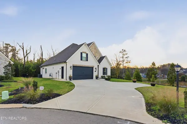 8513 Sunscape LN, Knoxville, TN 37922