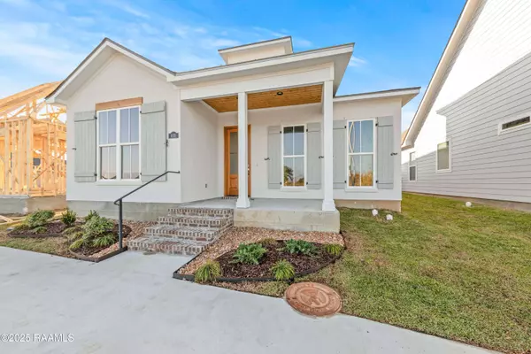 408 Flores CT, Lafayette, LA 70507