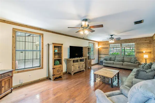 4105 County Road 310, Cleburne, TX 76031