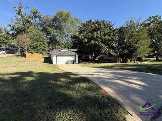 6836 Sharmel Ln, Columbus, GA 31904-2579