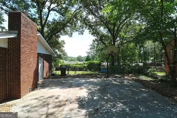 Warner Robins, GA 31088-5418,102 Shelia Dr