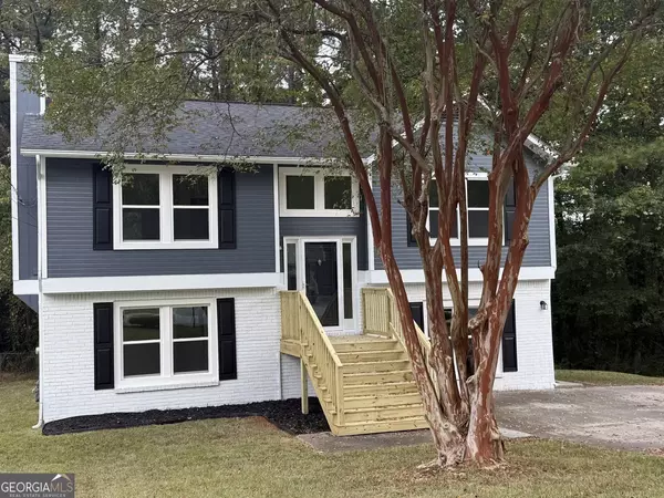 2443 Shoals Ter, Decatur, GA 30034-1226