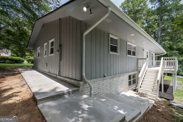 Conyers, GA 30012-2949,2743 Lake Capri Dr